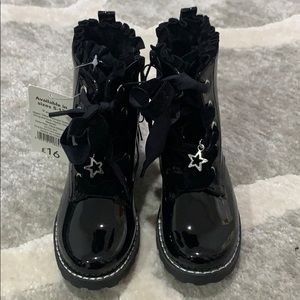 NWT girls black boots